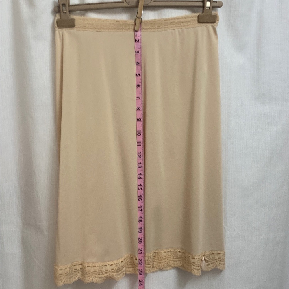 Vintage Olga Lace Trimmed Slip Skirt in Nude Beige - Picture 6 of 7